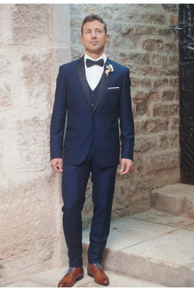 costume hafnium
